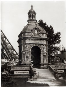 Het Paviljoen Perrusson op de Wereldtentoonstelling van 1889 in Parijs